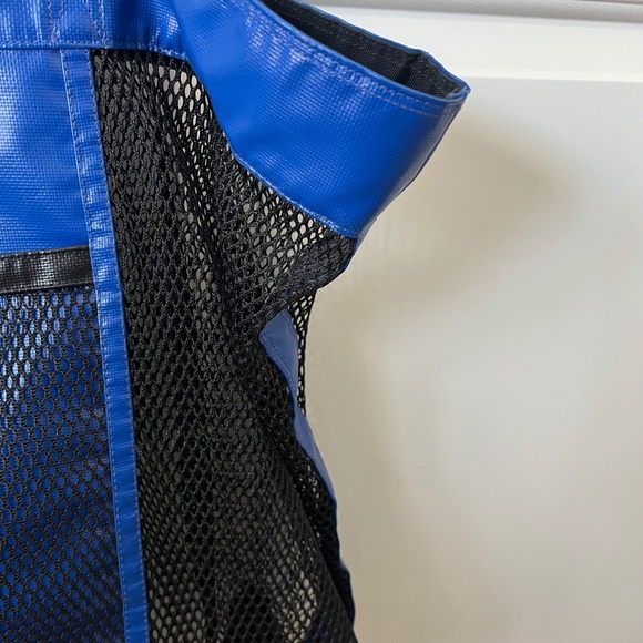 Eddie Bauer Extra Large Mesh Beach Bag - Picture 4 of 10